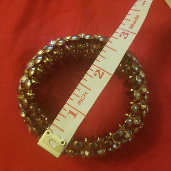 Gold Rhinestone Stretch Braclet - Picture 5 of 5